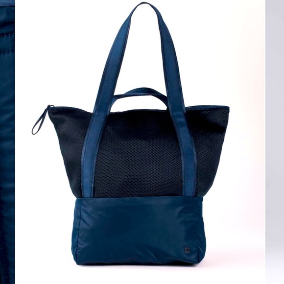 Lululemon Hot Mesh Tote 30L *jaded